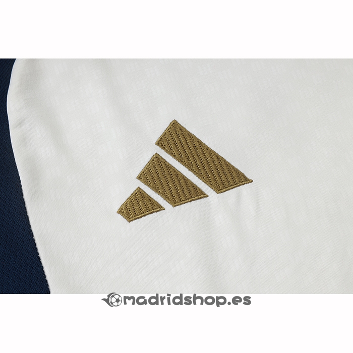 Chandal del Bayern Munich Manga Corta 26-27 Crema - Pantalon Corto